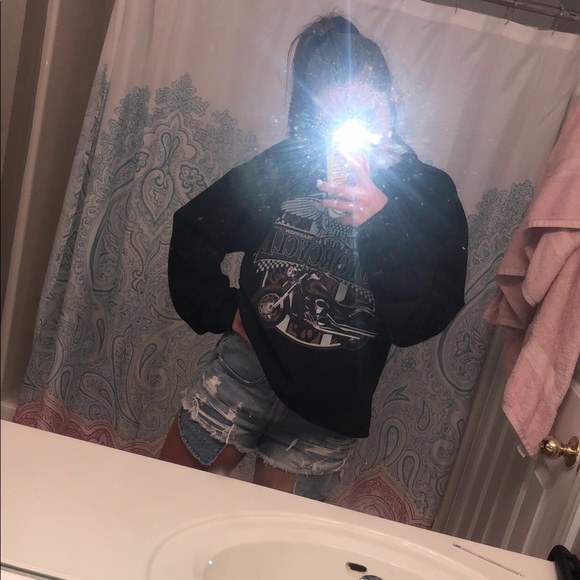 Hi-Rise Festival jean shorts - Picture 3 of 4